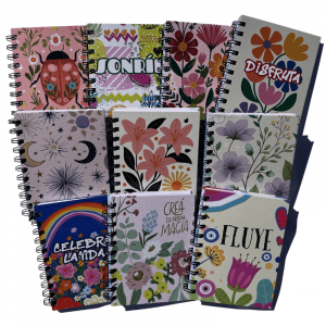 Libreta A6 tapa dura 80 hojas rayadas paq. x10 surtidas